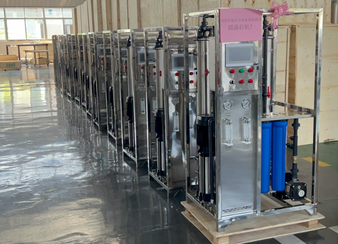 Proyecto de purificación de agua escolar de VLLRO Malasia: pretratamiento dividido + solución de sistema de ósmosis inversa simplificada